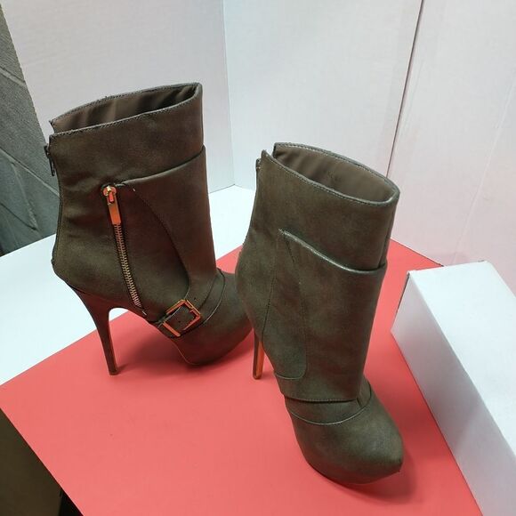 Paper Fox Ultra-High 7" Brown Boot ( Size 9 US) - Picture 9 of 11